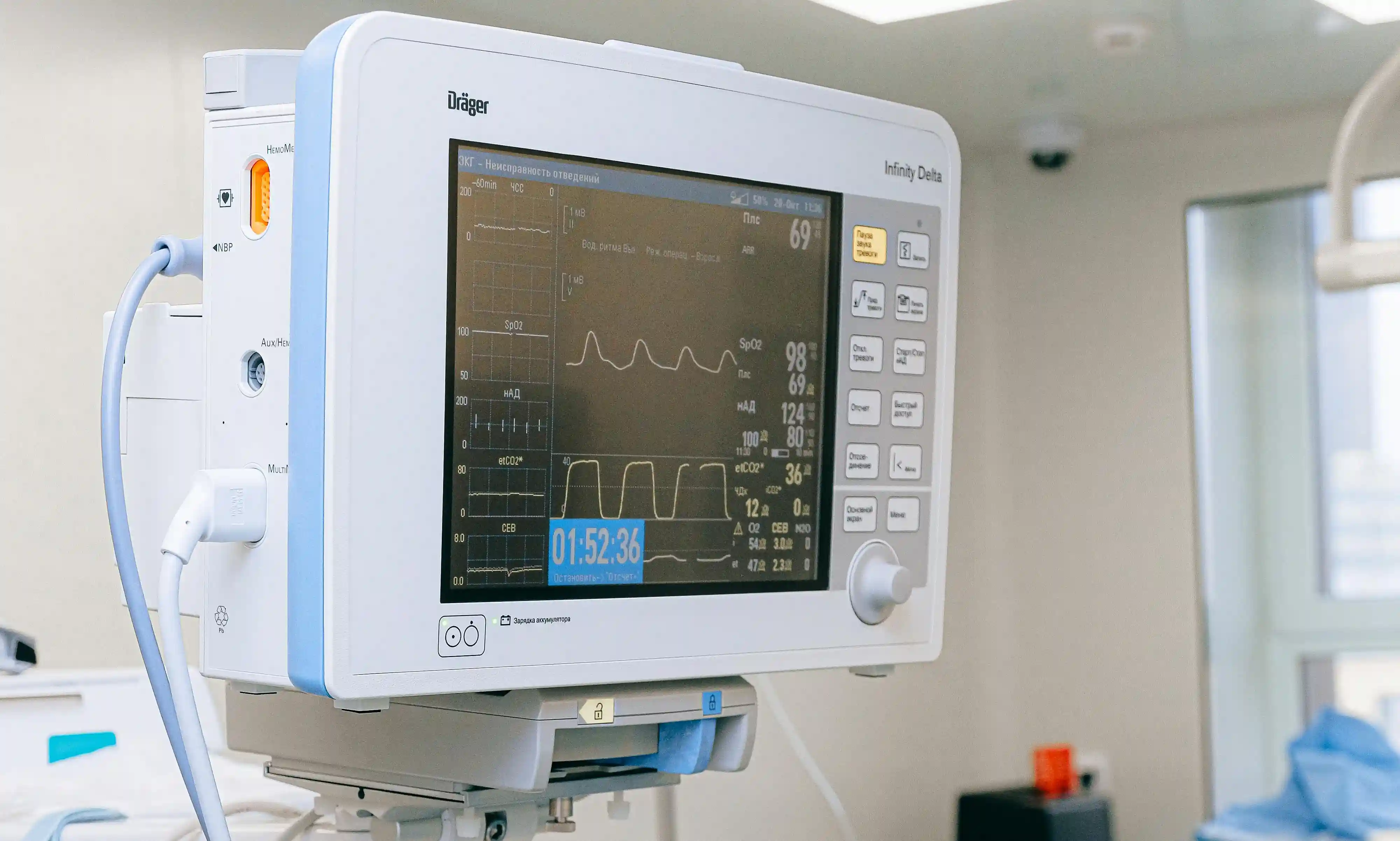 medical technology electronic devices assembly worker guidance AOI